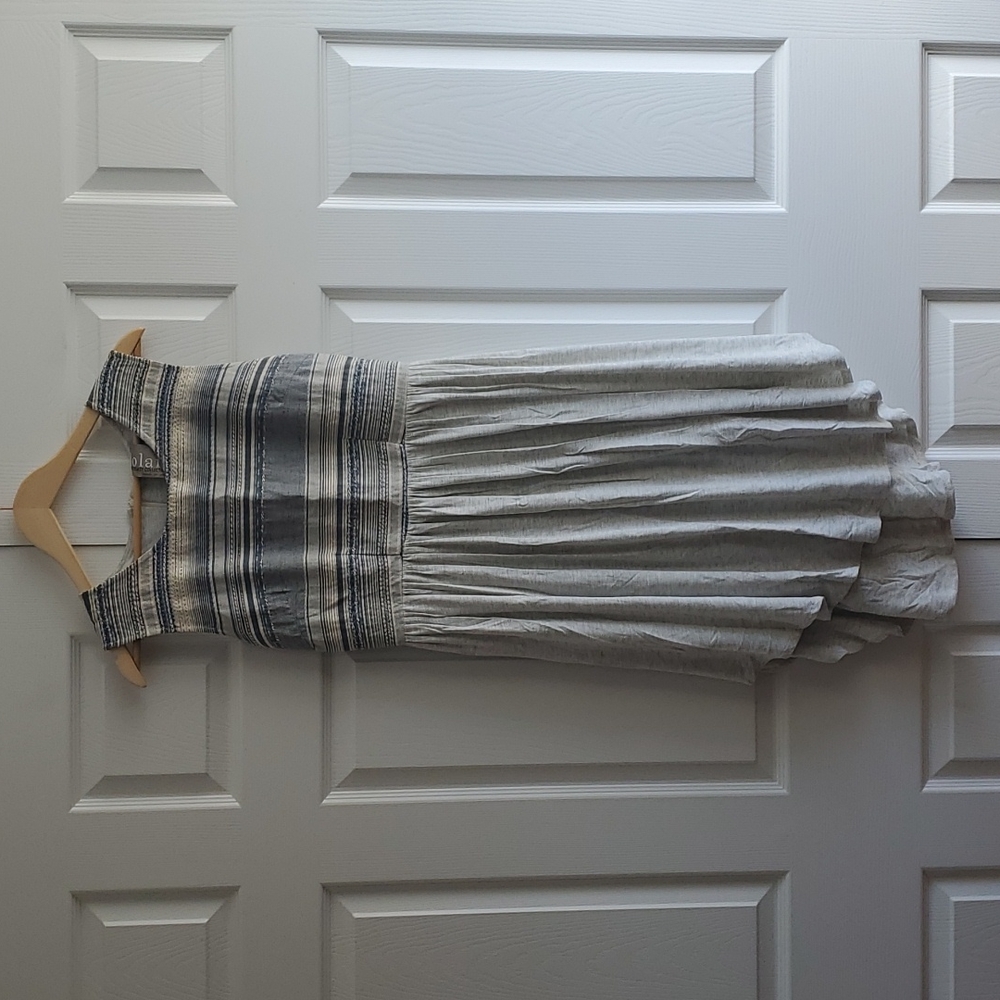 Dolan Left Coast Collection gray heathered dress with blue embroidered bodice
